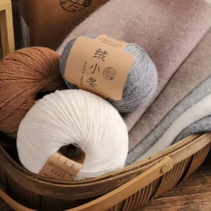 100% Cashmere Yarn 50g 325m 26/4 Anti Pilling Soft Warm Dyed Hand Knitting Yarn for Sweater Scarf Hat 24 Colors Ready to Ship