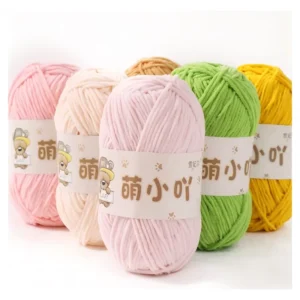 100% Polyester Chenille Fancy Knitting Yarn Hand Woven for Creative Sewing Designs Dyed Patterns