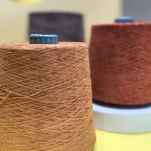 100% Polyester Chenille Yarn 10NM Dope Dyed Colors With GRS For Sofa Home Textile Carpet