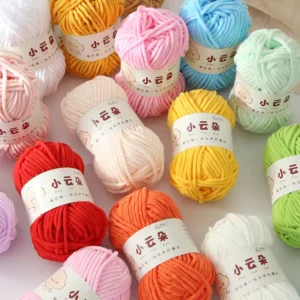 100% Polyester Chenille Yarn Super Soft 50g High Tenacity Dyed Recycled Sewing Embroidery Super Colors Fancy Yarn