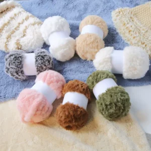 100% Polyester Faux Fur Yarn for Hand Knitting Yarn