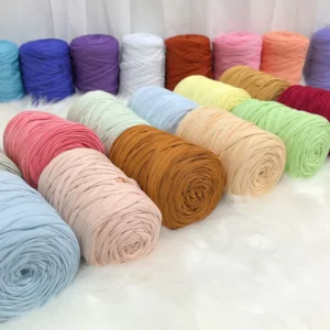 100% Polyester Hand-Knitted Baby Cradle T-Shirt Unique High-Strength Coarse Yarn Crochet Designs 400g Weight Dyed Fancy Yarn