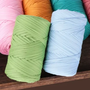 100% Polyester Soft and Colorful 400g Roll 3cm Width T shirt Yarn for Handmade Crafts and Bags