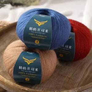100% Pure Cashmere Yarn Light Soft Warm and Comfortable for Hand Knitting Dyed Scarf High Tenacity Use in Weaving
