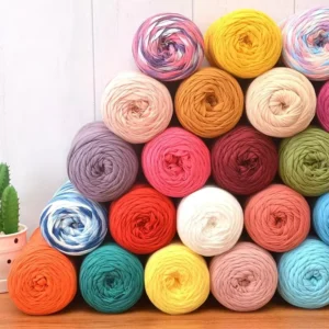 200g 100% polyester high tenacity T shirt yarn big roll for crochet fancy pattern handbag high strength