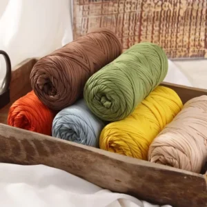 200g Big Roll T-shirt Yarn Polyester High Elasticity Crochet Bag Fabric Yarn Leather T-shirt Yarn Crochet