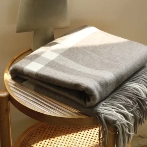 30% Cashmere 70% Lamb Wool Luxury Throw Blanket Soft for Sofa Snuggling Outdoor Picnics Bedroom Decor
