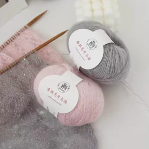 70 Percent Superfine Mohair 30 Percent Blended Wool Crochet Knitting Yarn OE Dyed Anti Pilling Soft Thread Pattern