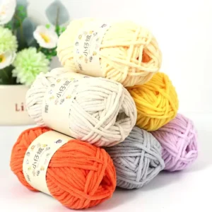 Anti pilling 100% Polyester 50 Gram Roll Velvet Baby 3mm Thin Mini Chenille Blanket Yarn for Hand Knitting Crocheting