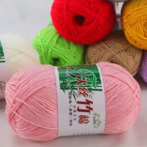 Bamboo Cotton Yarn Is Bamboo Fiber and Cotton Blended yarn for Knitting
