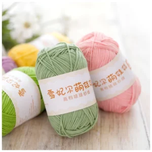Blended Yarn 4 Strands High Tenacity Milk Cotton Baby Crochet Yarn Recycled Features for Knitting Weaving Made in China