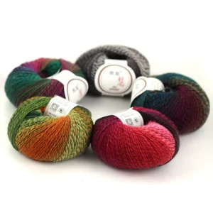 China 80%wool20%nylon rainbow Yarn for Hand Knitting