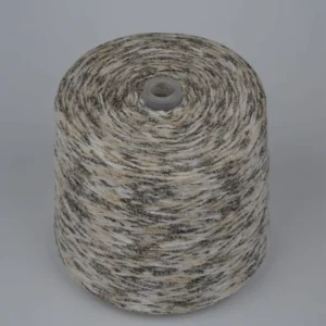 Custom Made High End Quality Cozy Chenille Yarn High Fashion Fancy Dyeing Chenille Yarn