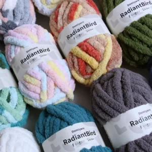 Customized Vacuum Packed Finger Show 226G Chunky Chenille Yarn for Crochet Cushion Blanket