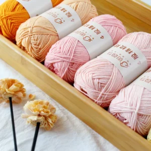 Cute Baby 50G Dyed Blended Scarf Pillow Blanket Milk Cotton Acrylic Hand Knitting Yarn 60 Colors 2NM Yarn Count Anti Pilling