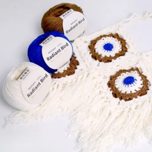 Distribution Popular Selling Combed 50G/170M Amigurumi Scarf Pillow Blanket Toy Skin Friendly Anti-Bacteria Recyclable 100%