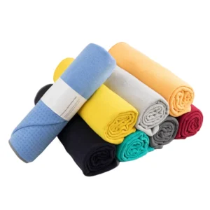 Durable Microfiber Yoga Towel Non Slip Silicone Dots Custom Logo for Yoga Studio Supplies and Gifts
