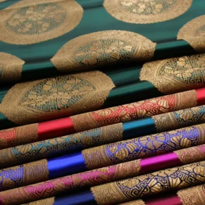 Eco friendly Woven Jacquard Blackout Double Faced Fabric Blackout Brocade Damask