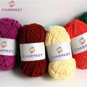 Fancy Chenille Yarn 100% Polyester Super Soft for Hand Knitting Chunky Bulky Yarn for Blanket Scarf DIY Crafts
