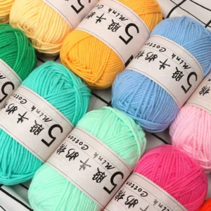 Free Samples Various Colors Soft Worsted Hand Knitting Baby Yarn 5ply 50g Milk Cotton Yarn for Crochet Yarn