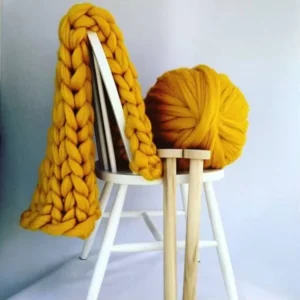 Giant Thick Fancy Hand Knitting Yarn Merino Wool Yarn Super Chunky Yarn Wool for Blanket 66 s 21micron Wool Price Free Sample