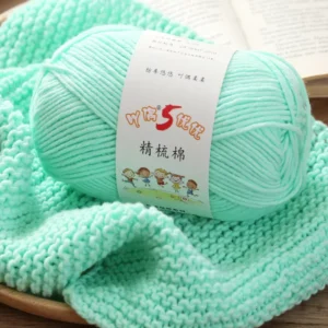 High Quality 5 Stock Milk Cotton Hand Woven Yarn 60% Cotton 40% acrylic Fibers Fashion Blended Yarn