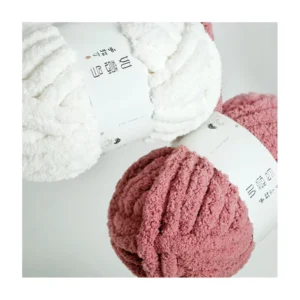 High Quality Finger Show 226G for Crochet Cushion Blanket Kennel Chunky Chenille Yarn