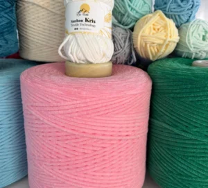 High Quality Super Plush Fancy Chenille Yarn Customizable Colors Thicknesses Polyester/Acrylic Material Nm 1 Count for Knitting