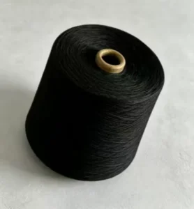 High Tenacity 100% Polyester Extra Black 32S Raw Spun Yarn 25kg/bag for Knitting Weaving Sewing Textiles