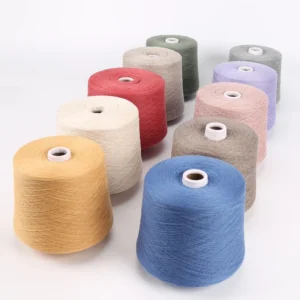 Luxury Anti Pilling Cashmere Yarn Soft Coarse Spun 26/2NM Hand Knitting Textile Yarn for Custom Sweater