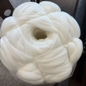Nylon 66 Polyamide Tops Eco Friendly Flame Retardant Semi Dull 3D 2.7dtex 3.3dtex 88 98mm Hole Bumps Ball Raw White Yarn