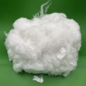 Recycled White PSF 1.5D 51mm Soft Hand Feeling Good Mixing Performance for Knitting and Weaving Yarn Production