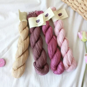 Silky Cashmere Lace Weight 55% Silk 45% Colored Silk Yarn Blended Cashmere Yarn for Hand Knitting Handcraft