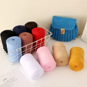 Solid Color Fancy Yarn Dyed Abrasion-Resistant High Tenacity Anti-Pilling Polyester Acrylic Blended Yarn Hand-Made DIY Hook Flat