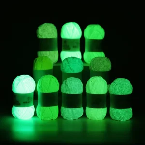 Stock 50gram Per Roll Hand Knitting 100% Polyester Glow in Dark Yarn Fashion Fancy Luminous Yarn for Crochet