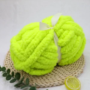 Thick Luminous Wool Balls Hand Woven Glow Yarn 100% Polyester High Tenacity Dyed Fancy Yarn