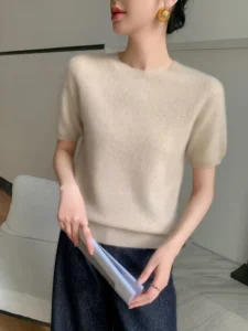 Women’s Cashmere Sweater Goat Cashmere Pullover New Autumn Winter Round Neck Knitted Shortsleeved T shirt Versatile Half sleeved