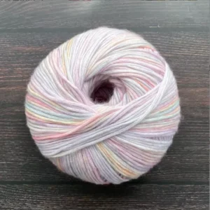 Wool Blended New Ball Yarn for Baby Sweaters 38% Cotton 18% Wool and 44% Acrylic Blended Yarn