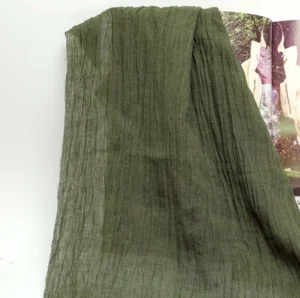 Woven Yarn Dyed 100%linen Fabric 112gsm Lightweight 135cm Breathable Crinkle Pure Linen Fabric for Clothing Garment