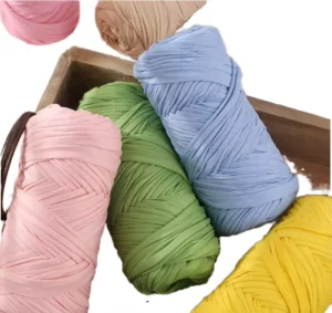 for Charmkey 100% polyester T shirt yarn mixed color crochet yarn with high strength laine pour crochet